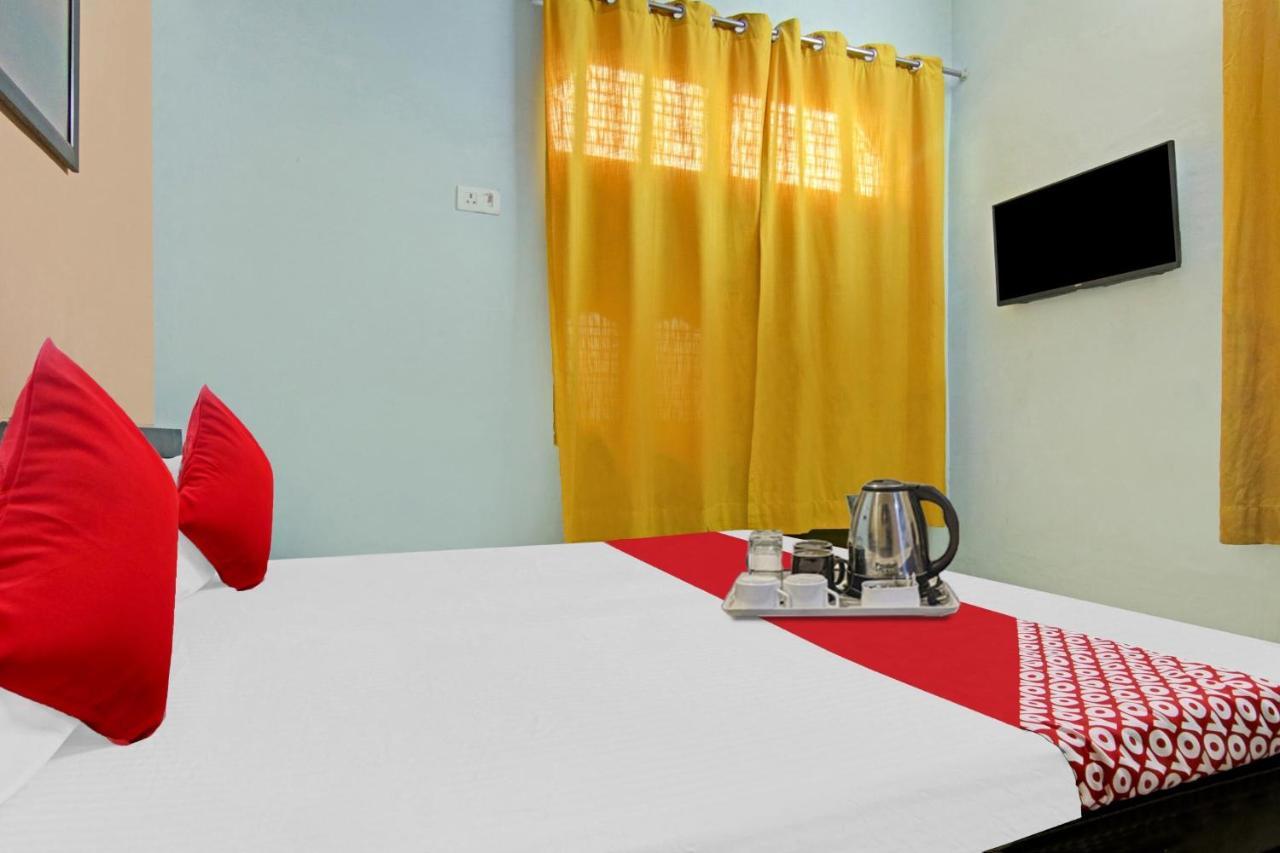 Flagship Hotel Decent Stay Near Pvr Vikaspuri Delhi New Delhi Ngoại thất bức ảnh