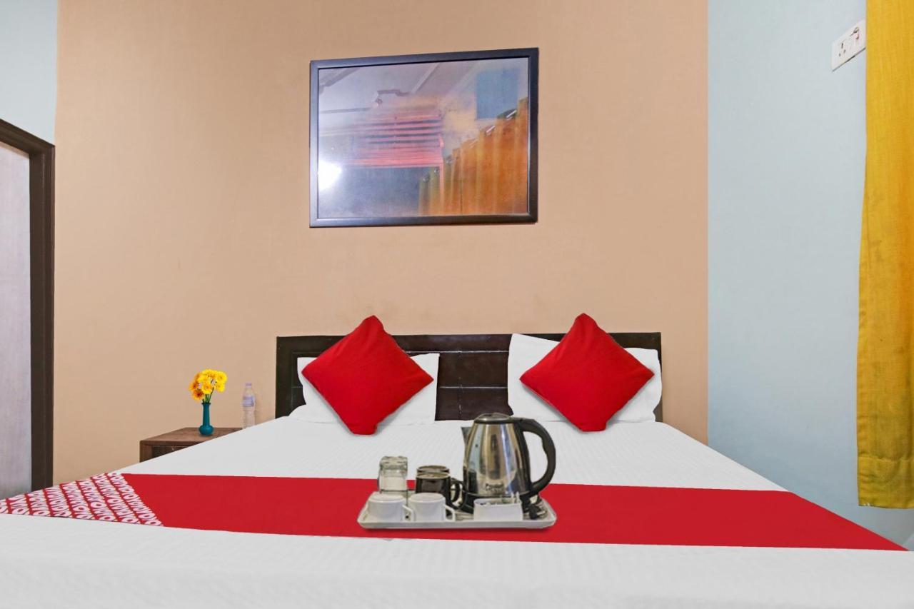 Flagship Hotel Decent Stay Near Pvr Vikaspuri Delhi New Delhi Ngoại thất bức ảnh