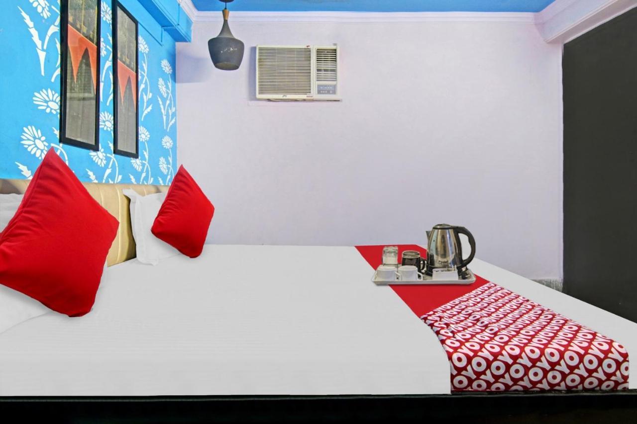 Flagship Hotel Decent Stay Near Pvr Vikaspuri Delhi New Delhi Ngoại thất bức ảnh