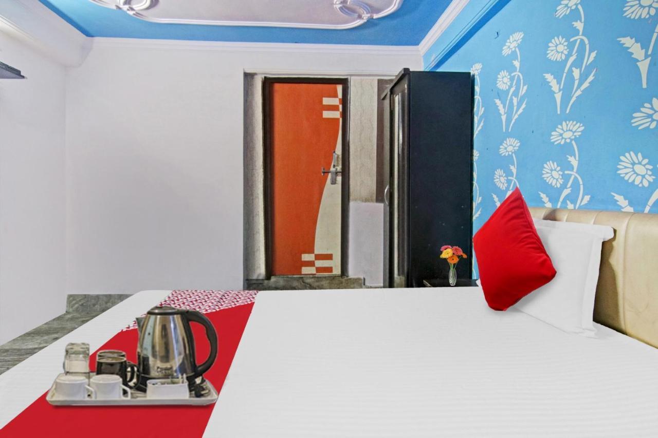 Flagship Hotel Decent Stay Near Pvr Vikaspuri Delhi New Delhi Ngoại thất bức ảnh