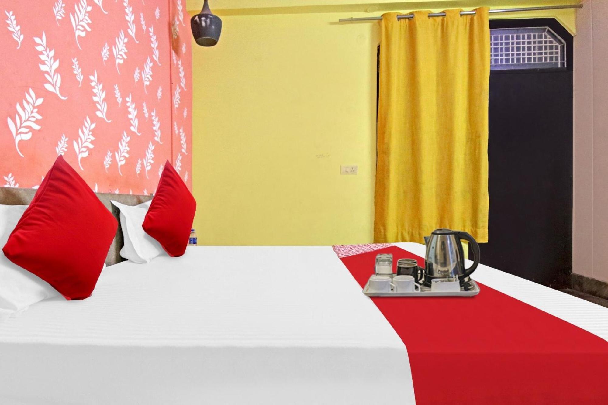 Flagship Hotel Decent Stay Near Pvr Vikaspuri Delhi New Delhi Ngoại thất bức ảnh