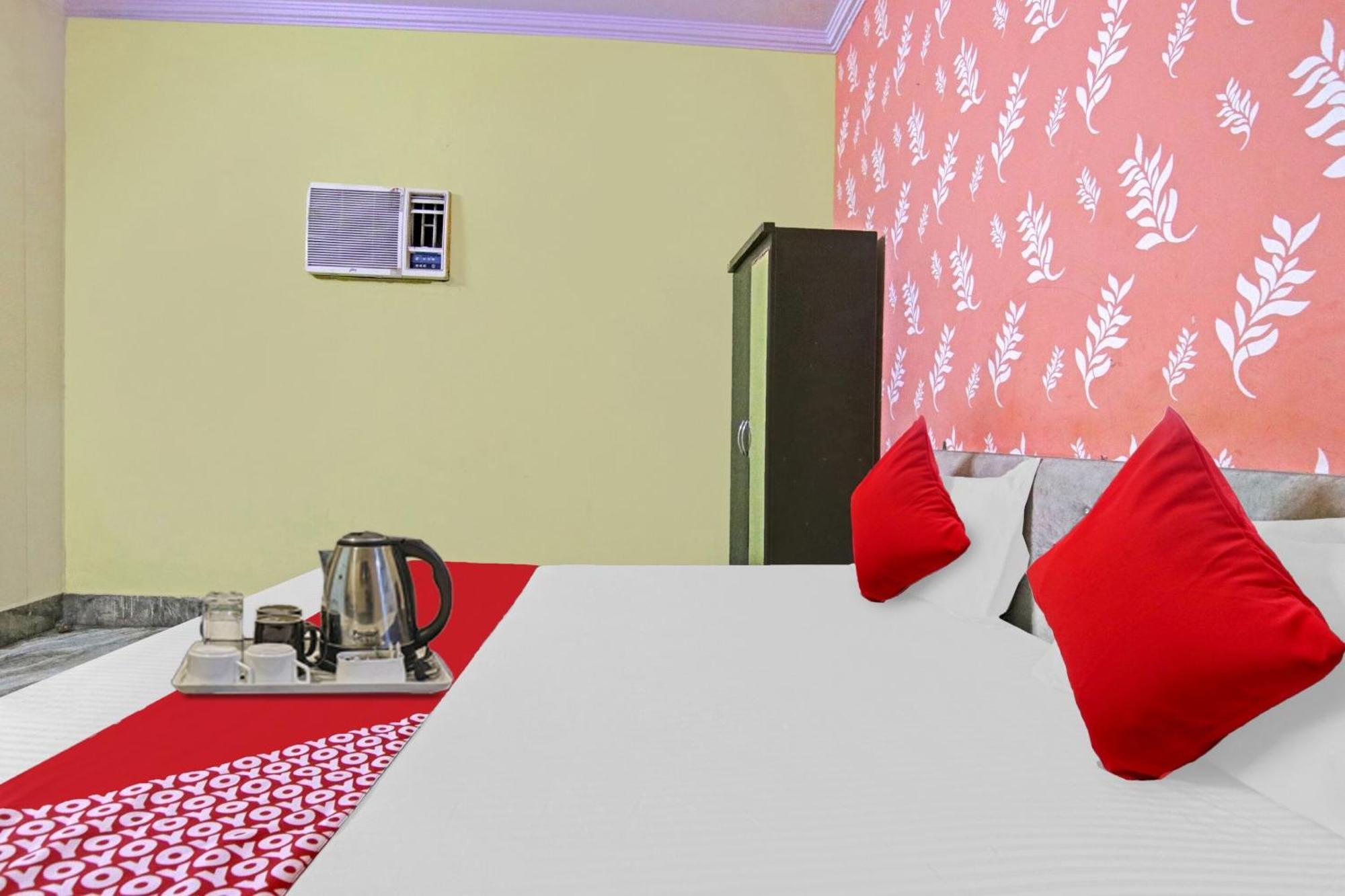 Flagship Hotel Decent Stay Near Pvr Vikaspuri Delhi New Delhi Ngoại thất bức ảnh