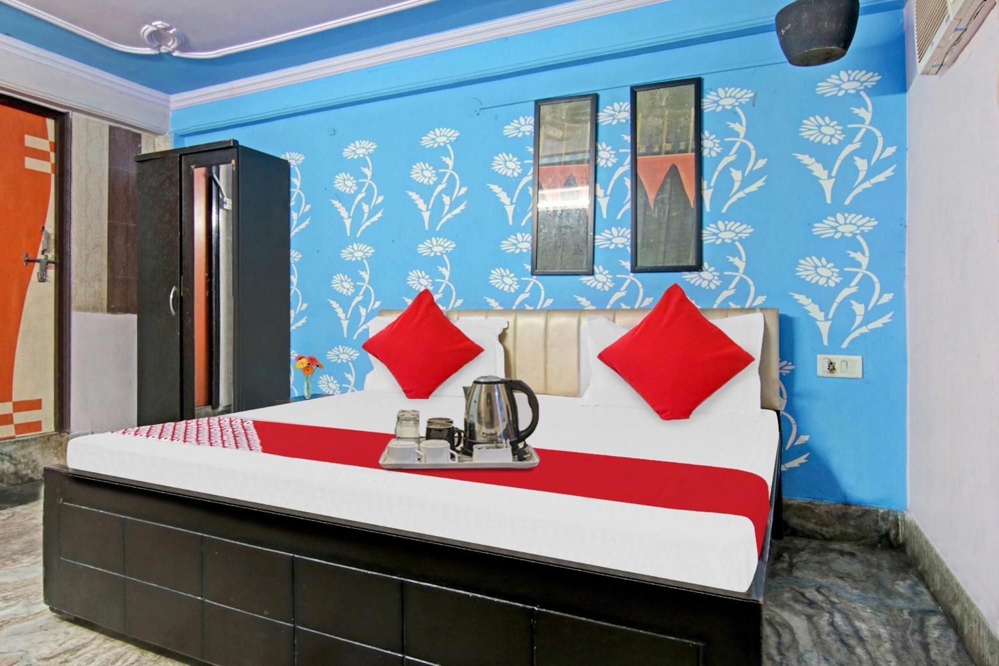 Flagship Hotel Decent Stay Near Pvr Vikaspuri Delhi New Delhi Ngoại thất bức ảnh